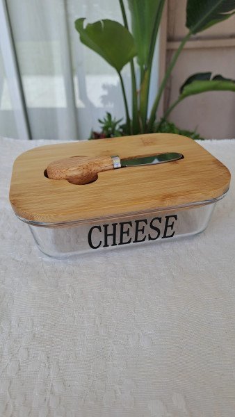Contenedor quesera con untador de vidrio