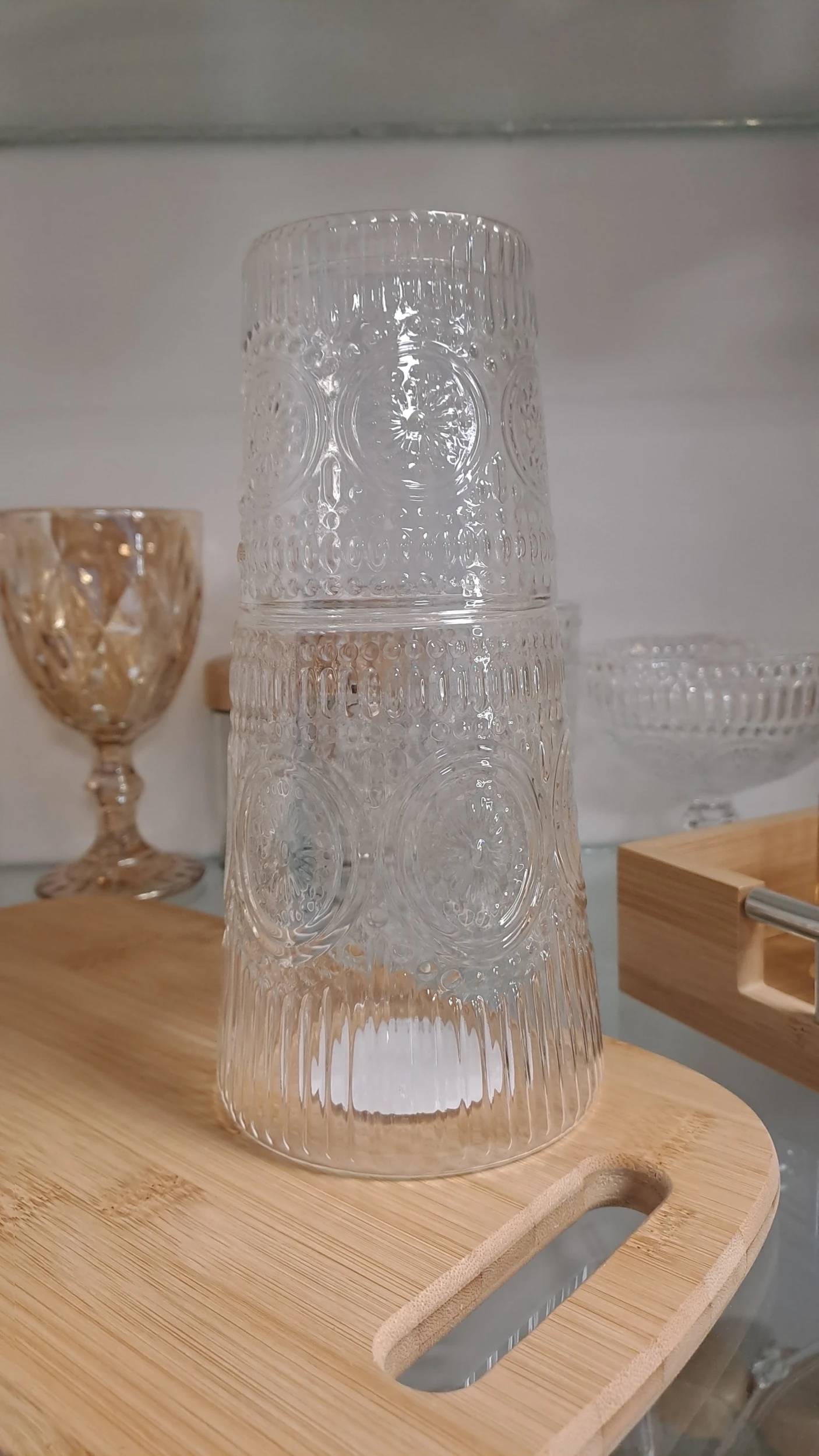Botella ancha flor con vaso 1L