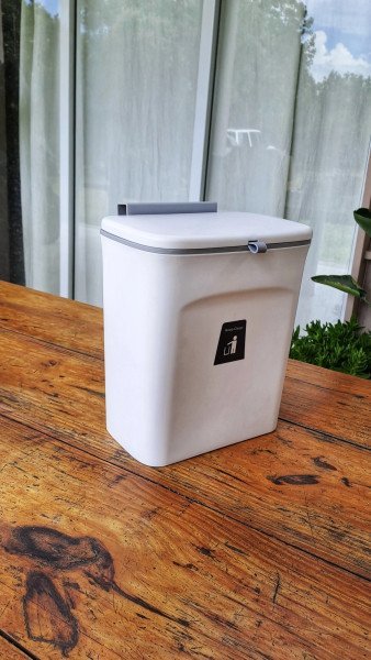 Cesto de basura de plastico para colgar