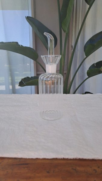 Aceitero de vidrio lineal 200ml