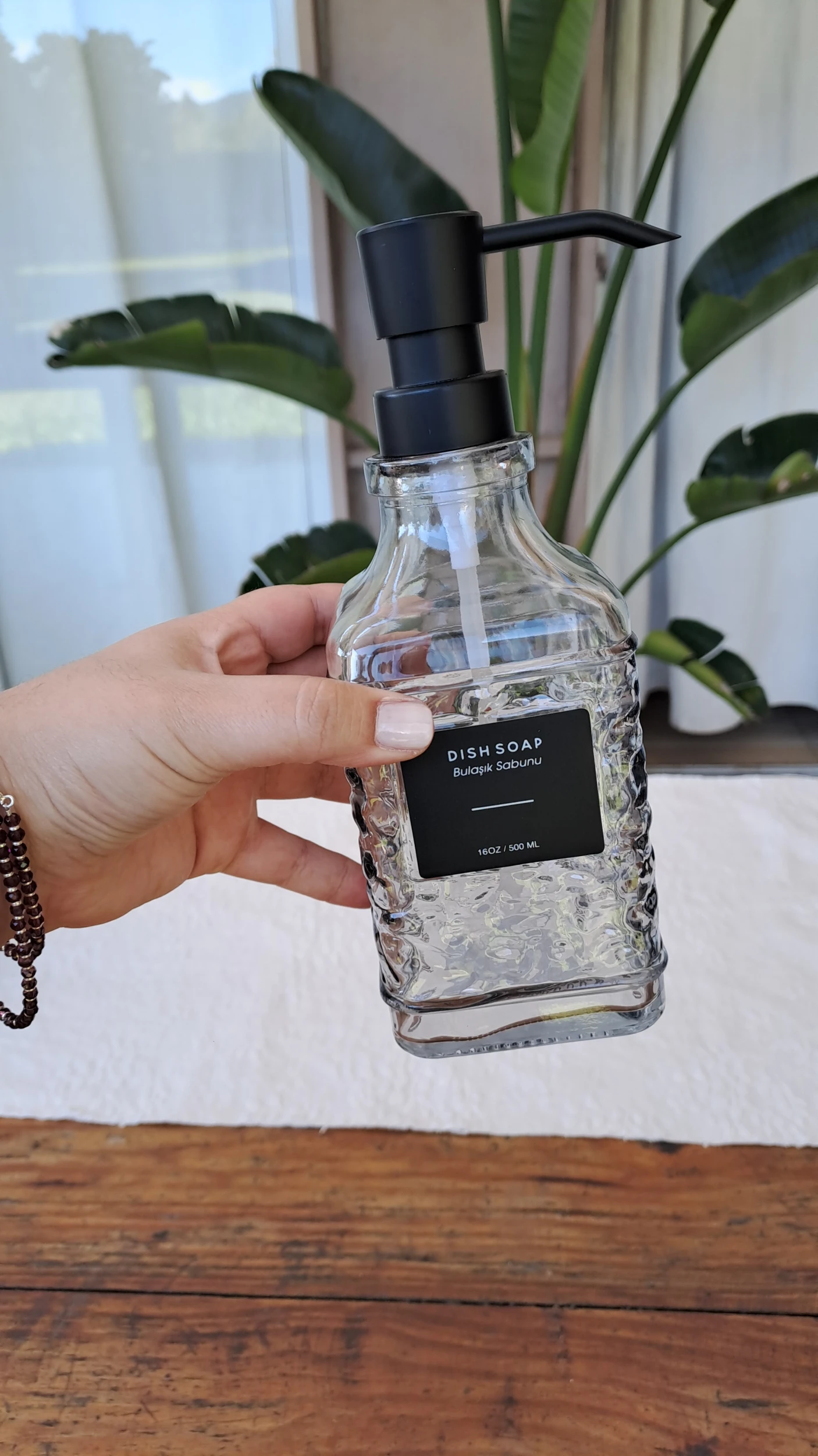 Dispenser labrado gris